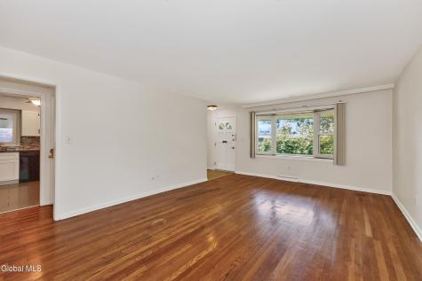 87 Buckingham Drive Albany NY 12208
