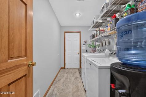 698 Ny-2 Troy NY 12180