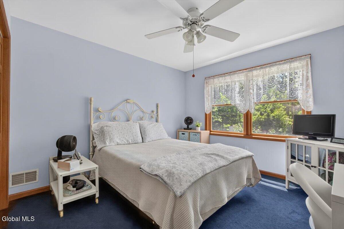698 Ny-2 Troy NY 12180