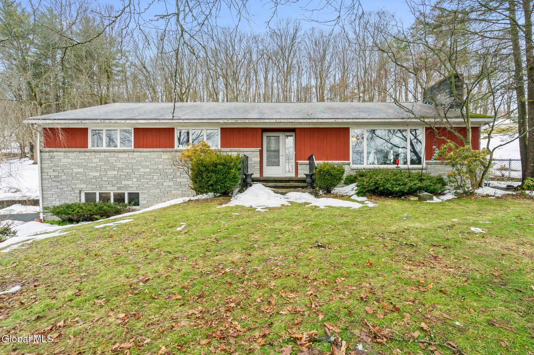 14417 Us Route 9w Ravena NY 12143