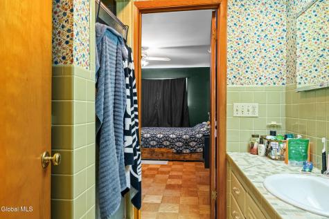 14417 Us Route 9w Ravena NY 12143