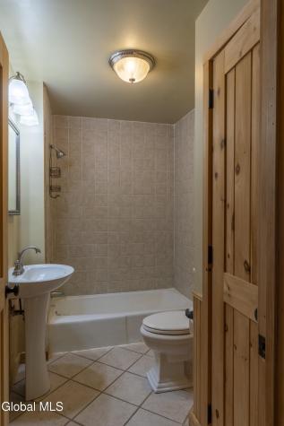 869 Lake Avenue Lake Luzerne NY 12846