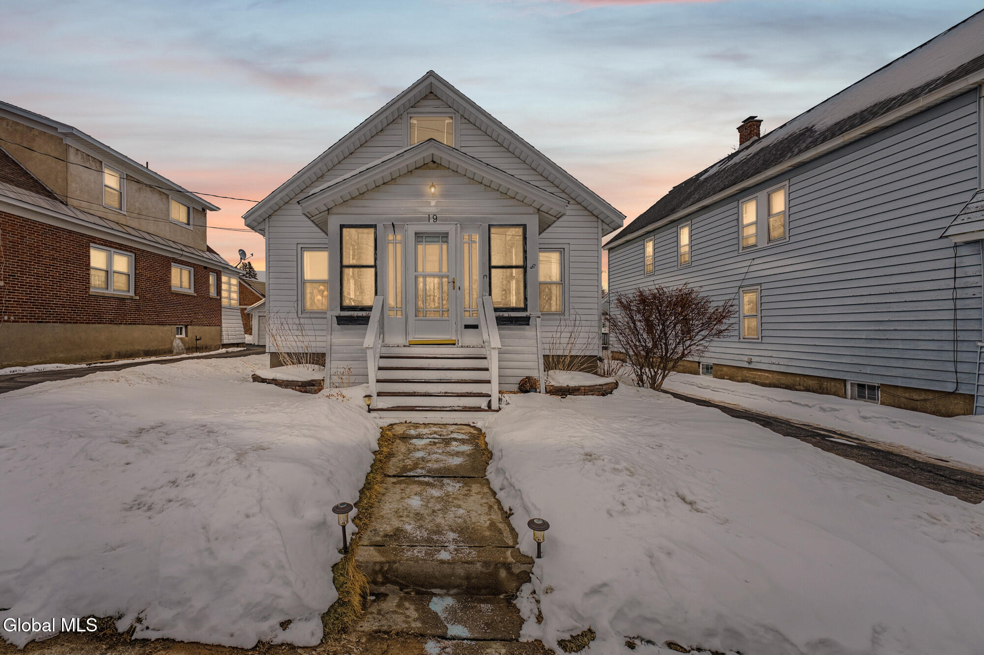 19 Pleasant Avenue Amsterdam NY 12010