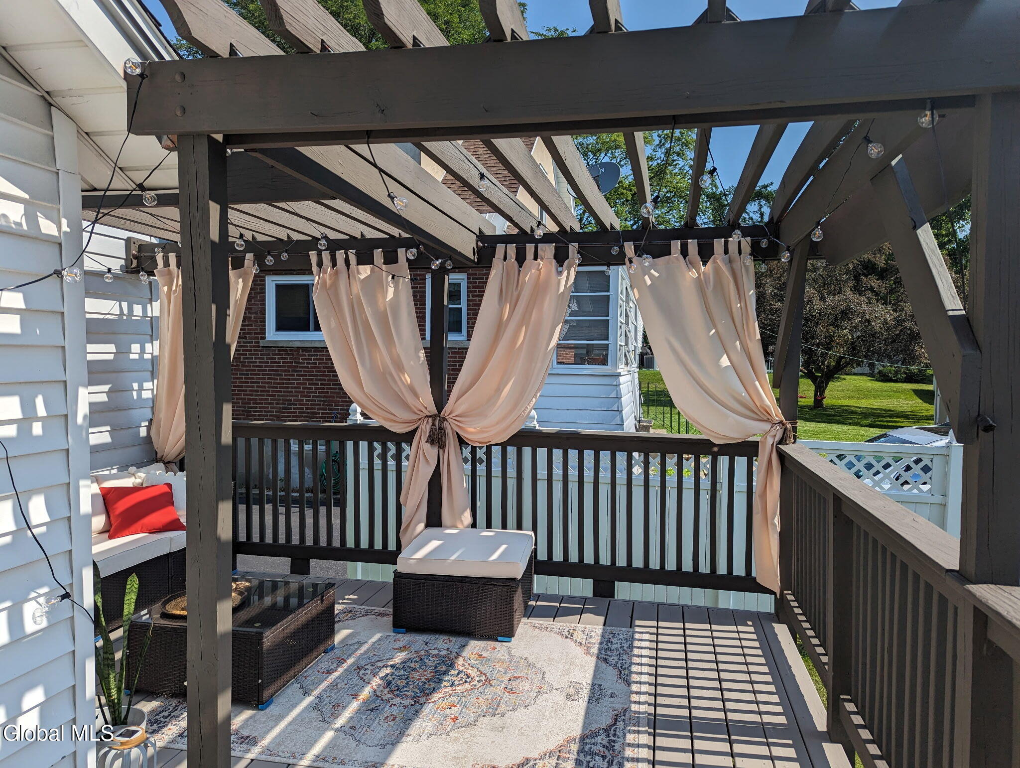 19 Pleasant Avenue Amsterdam NY 12010