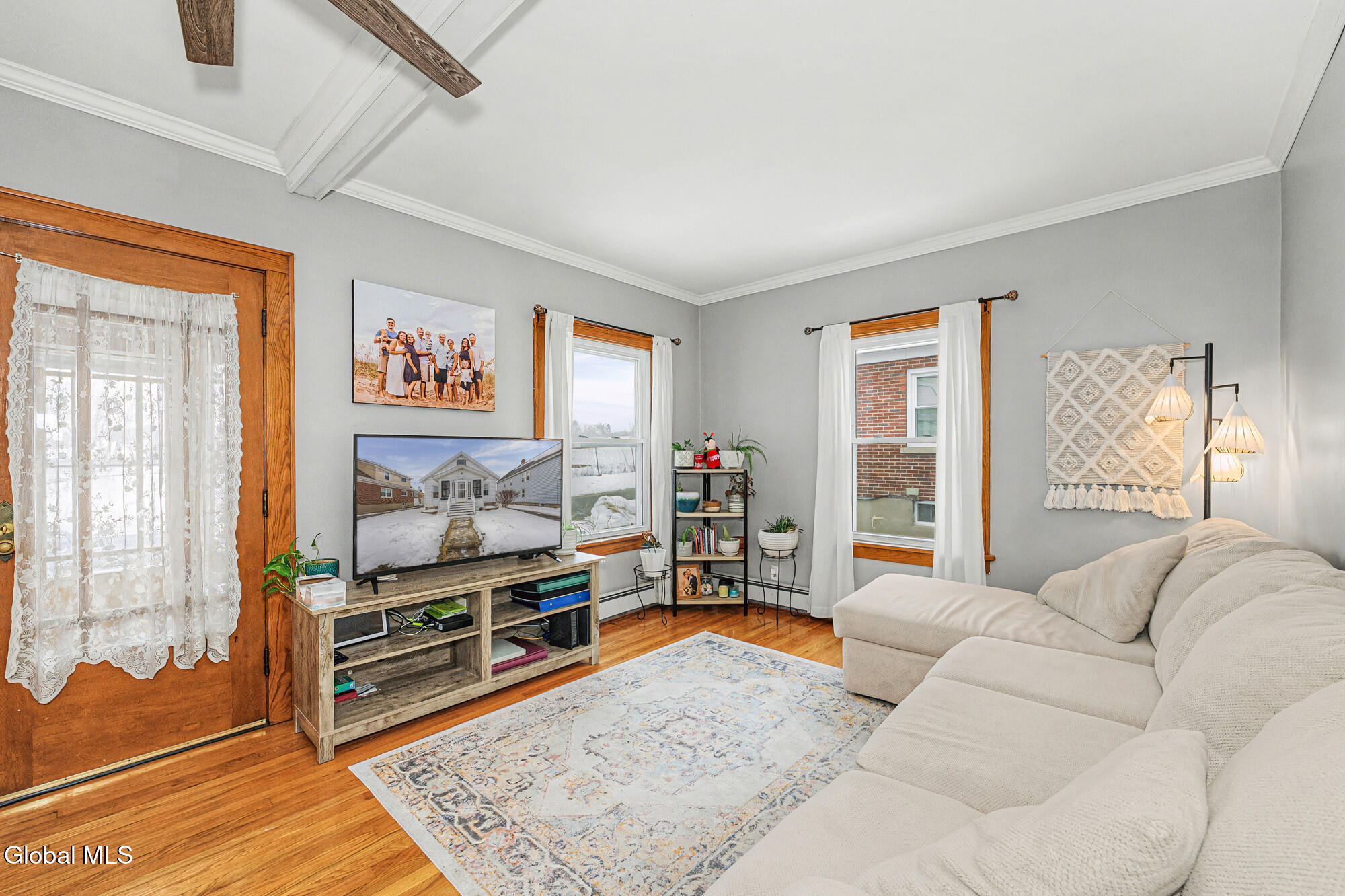 19 Pleasant Avenue Amsterdam NY 12010