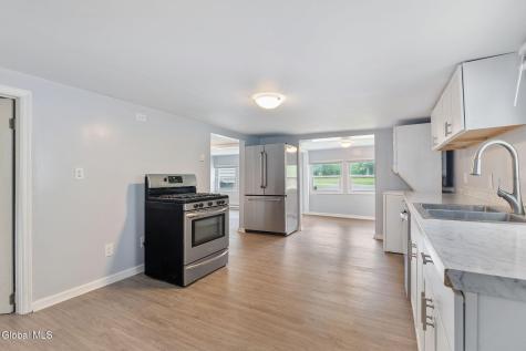 9 Kellogg Avenue Schenectady NY 12304