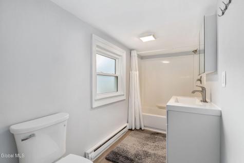9 Kellogg Avenue Schenectady NY 12304