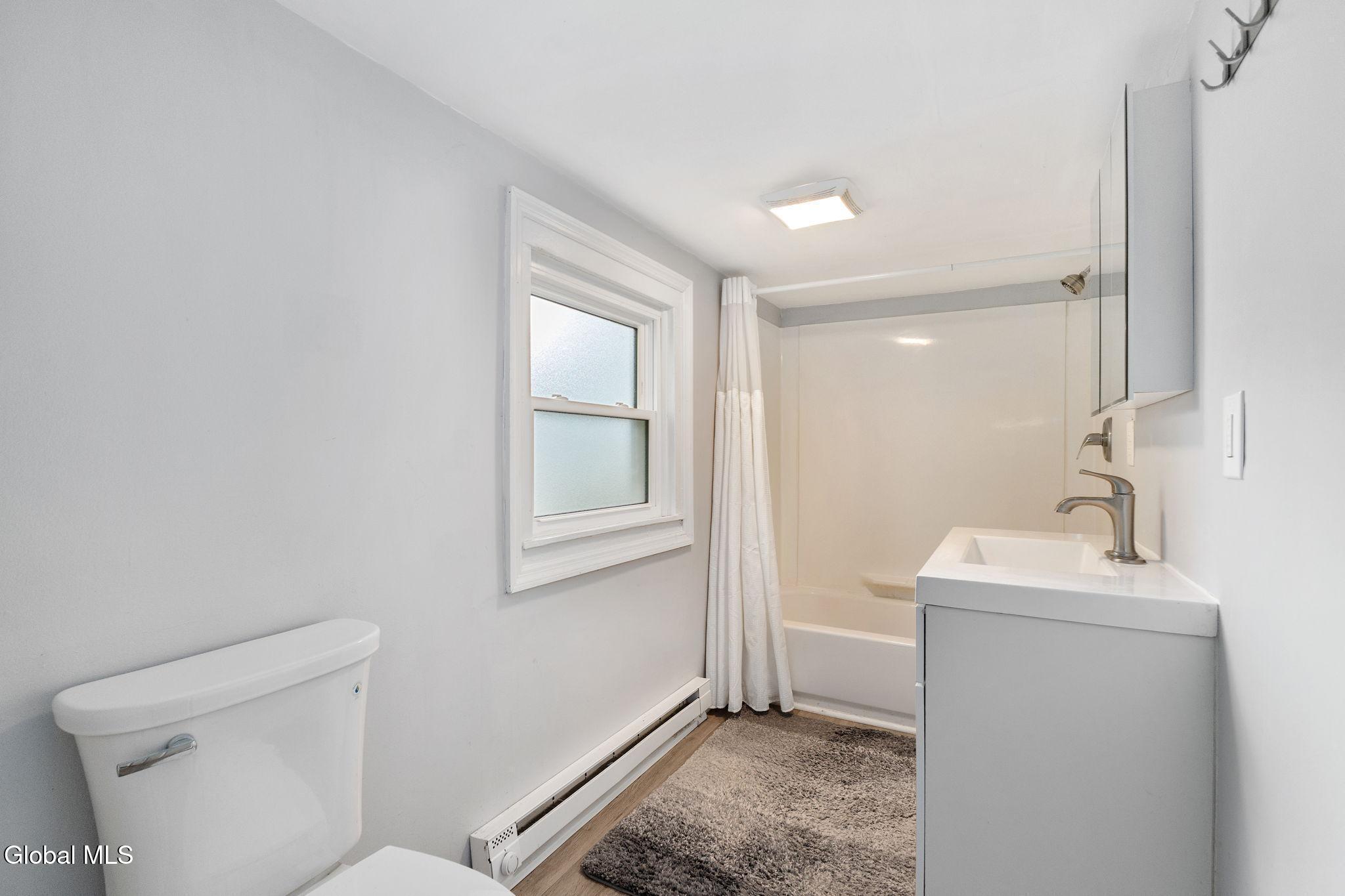 9 Kellogg Avenue Schenectady NY 12304