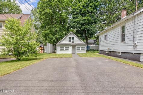 9 Kellogg Avenue Schenectady NY 12304