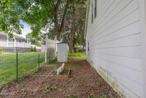 9 Kellogg Avenue Schenectady NY 12304