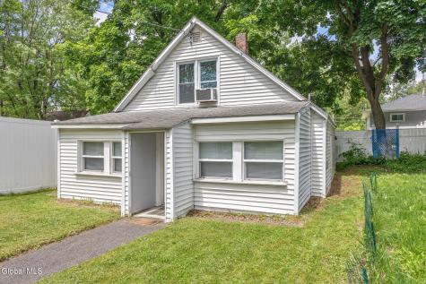 9 Kellogg Avenue Schenectady NY 12304
