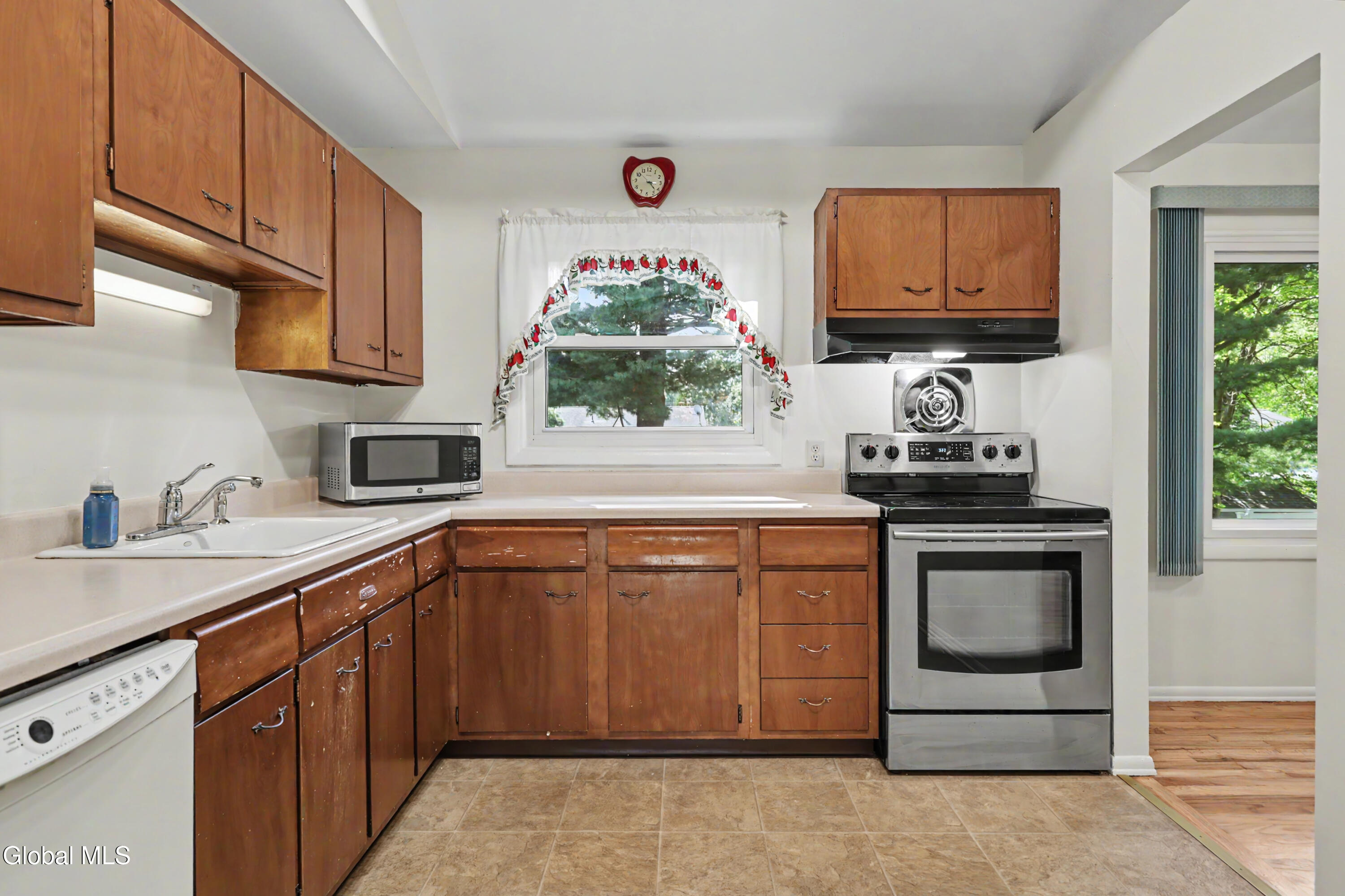 62 Walnut Drive Clifton Park NY 12065