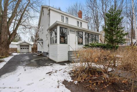 190 Menand Road Loudonville NY 12211