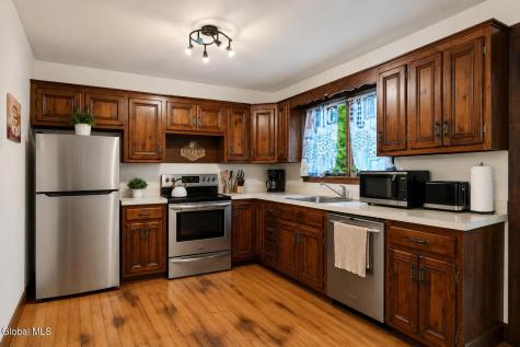 169 Mcgregor Road Gloversville NY 12078