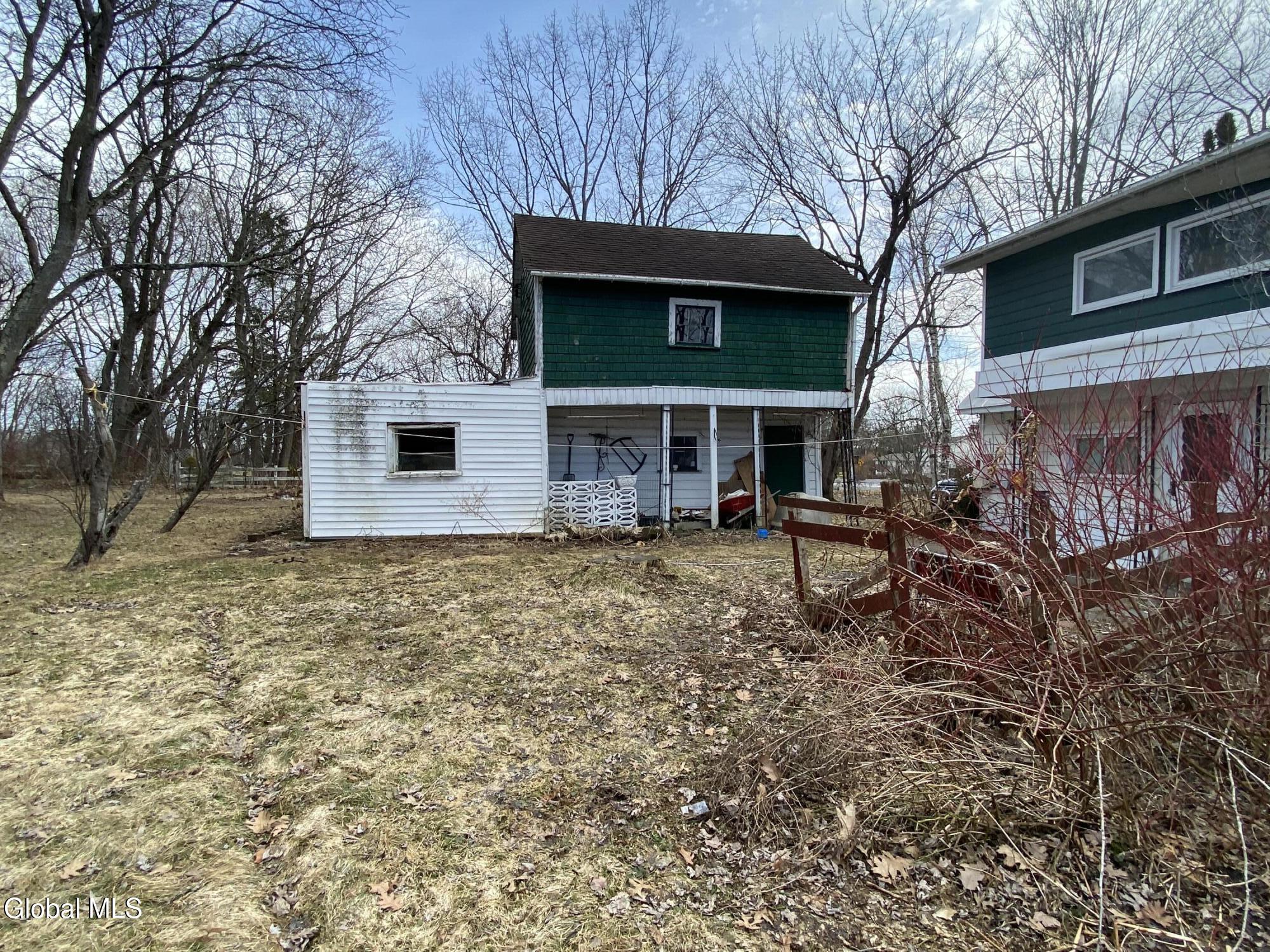 2423 State Highway 67 Johnstown NY 12095