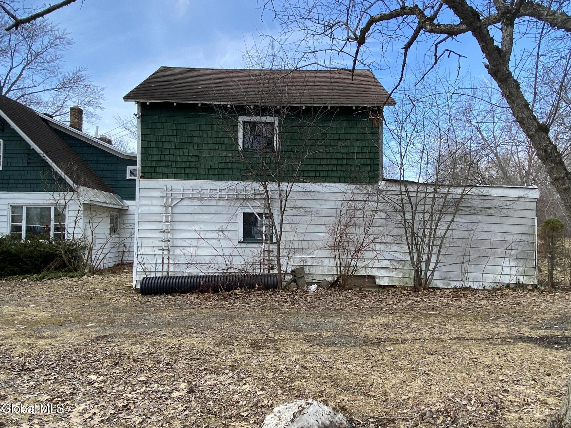 2423 State Highway 67 Johnstown NY 12095