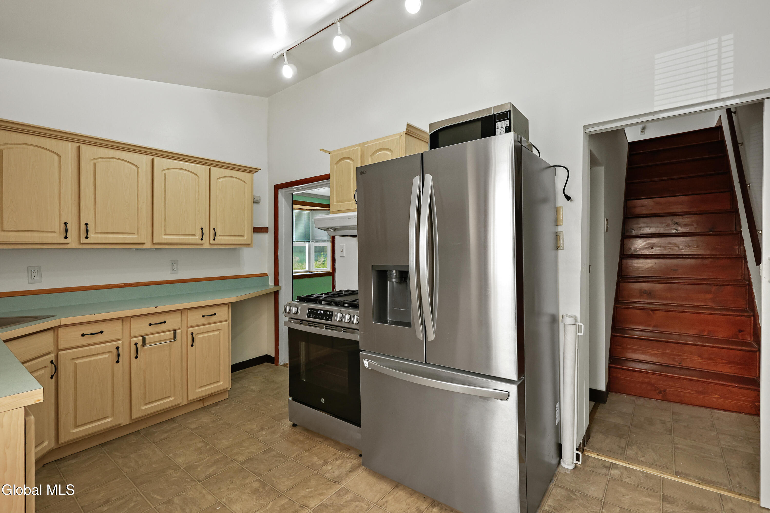 42 Vandenburgh Avenue Troy NY 12180