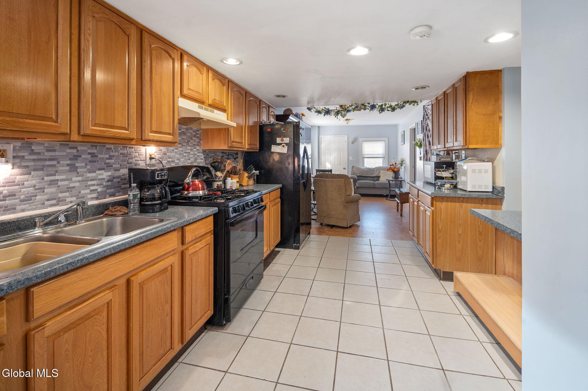 1002 Strong Street Schenectady NY 12307