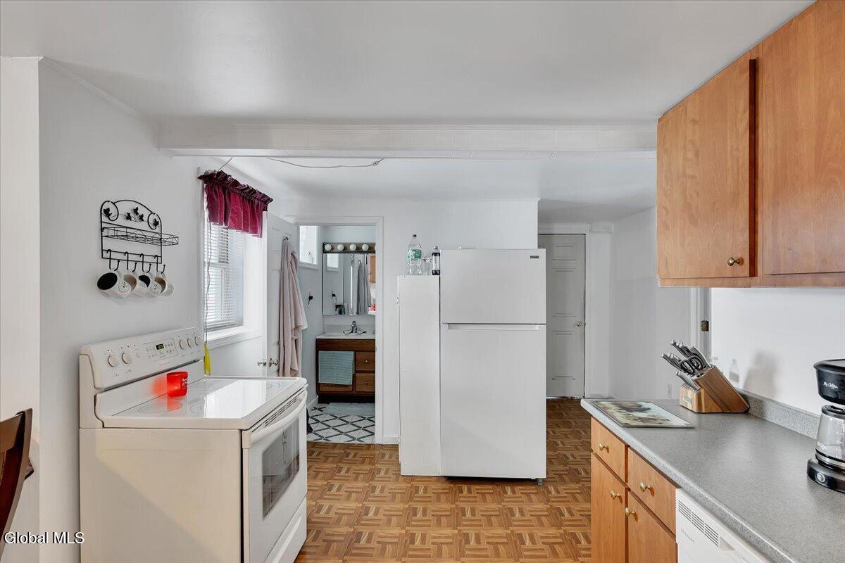 120 Weatherwax Road Poestenkill NY 12140