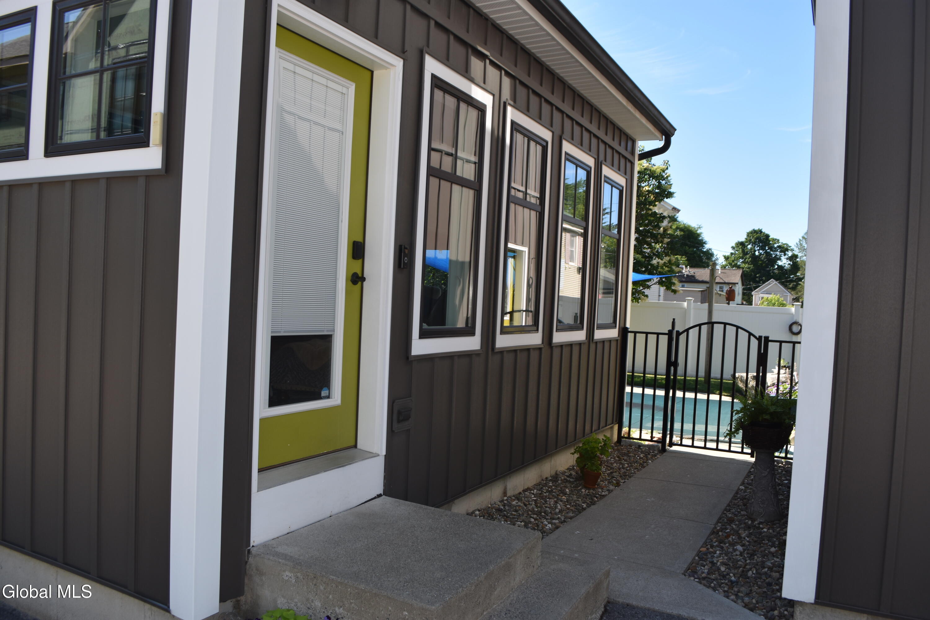 75 S Franklin Street Saratoga Springs NY 12866
