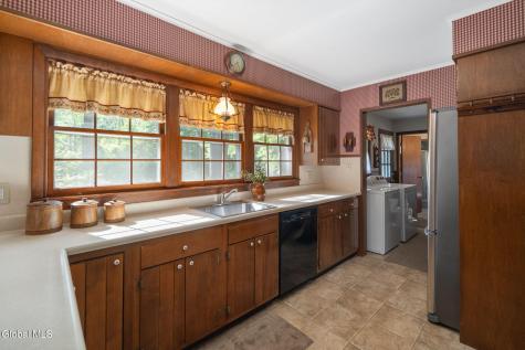 4 Acorn Drive Burnt Hills NY 12027