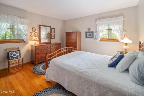 4 Acorn Drive Burnt Hills NY 12027