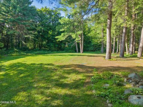 4 Acorn Drive Burnt Hills NY 12027