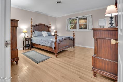 73 Wineberry Lane Malta NY 12020