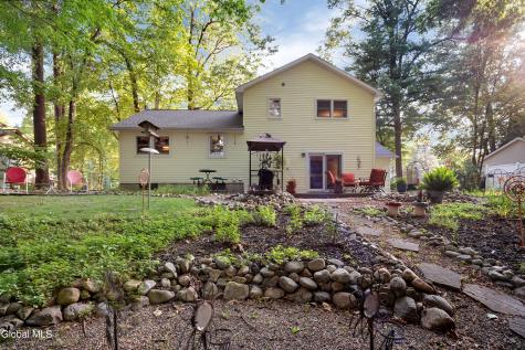 73 Wineberry Lane Malta NY 12020