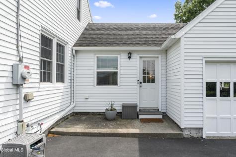 90 Teliska Avenue Rensselaer NY 12144