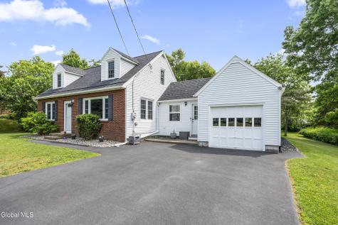 90 Teliska Avenue Rensselaer NY 12144