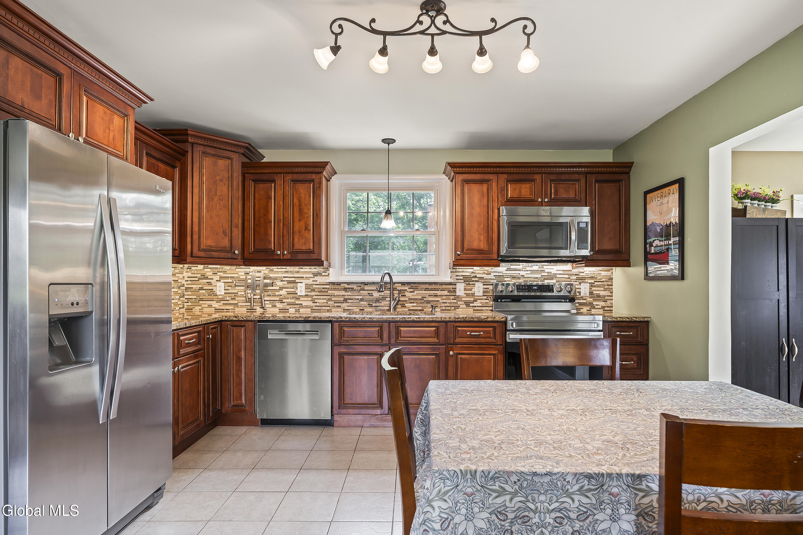 90 Teliska Avenue Rensselaer NY 12144