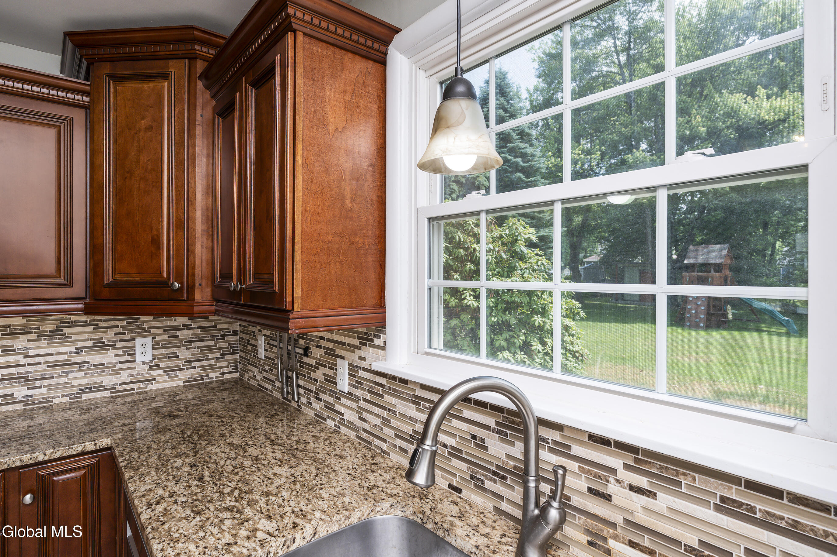 90 Teliska Avenue Rensselaer NY 12144