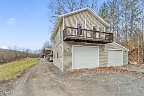 341 Schoonmaker Road Delanson NY 12053