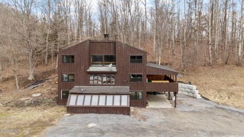 341 Schoonmaker Road Delanson NY 12053