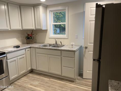 517 Elliott Street Glenville NY 12302