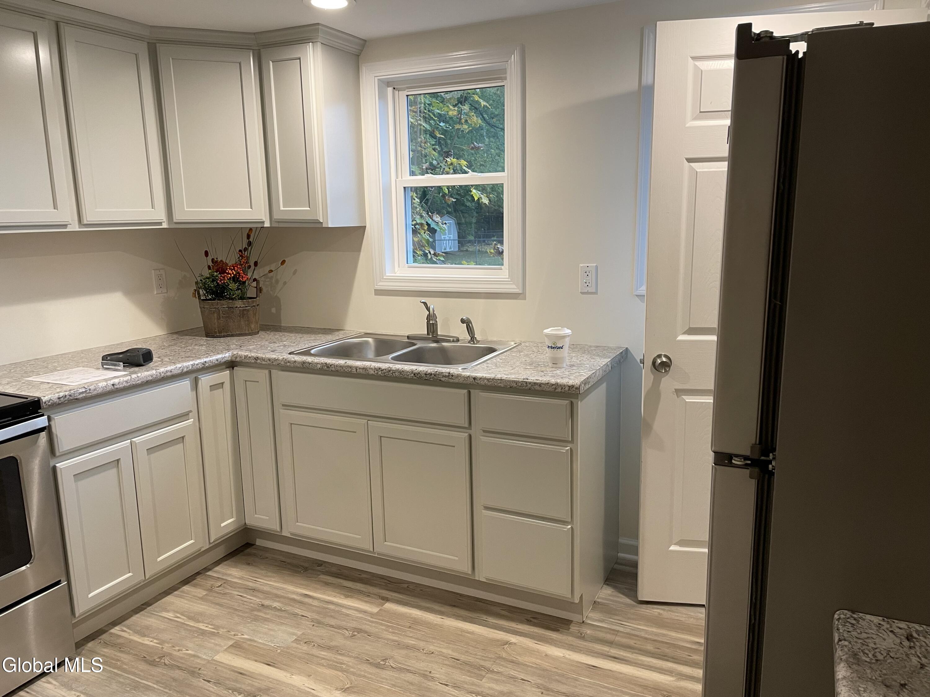 517 Elliott Street Glenville NY 12302