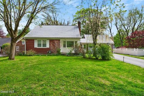 15 Morningside Drive Delmar NY 12054
