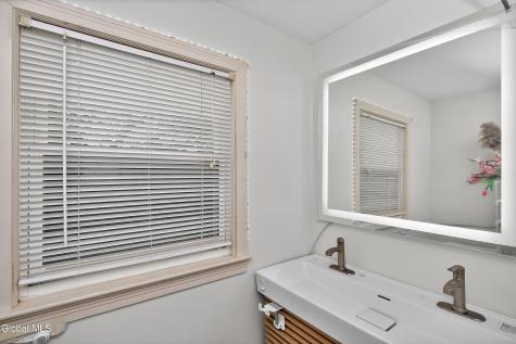 15 Morningside Drive Delmar NY 12054