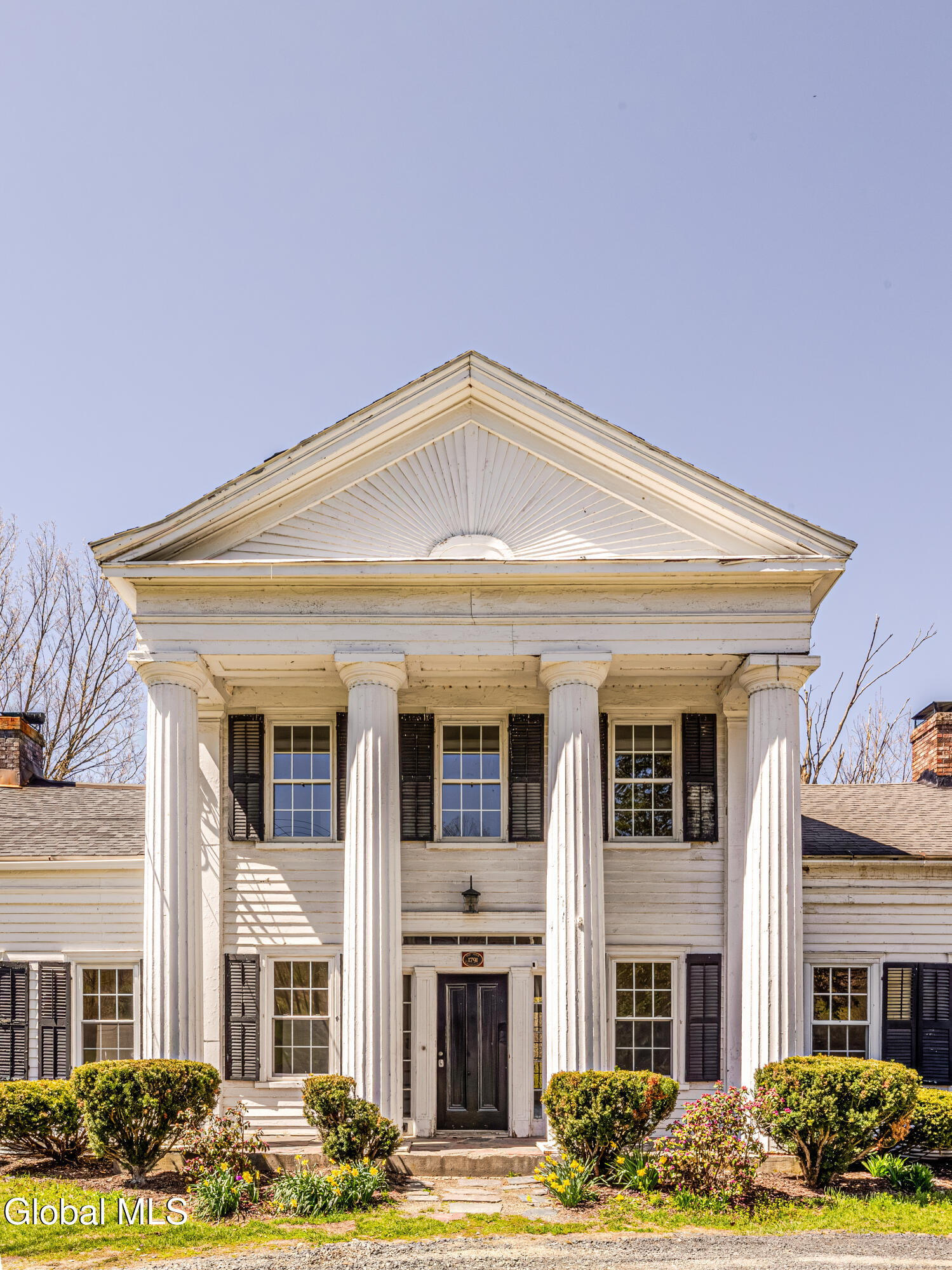 1569 Hoosick Road Troy NY 12180