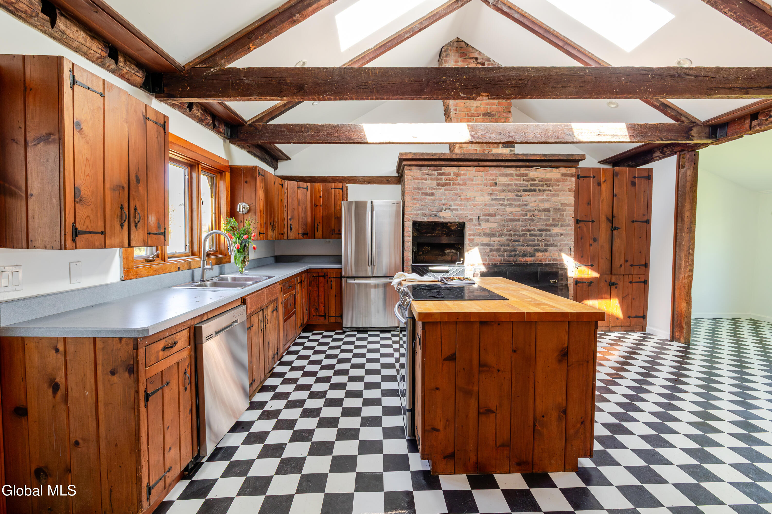 1569 Hoosick Road Troy NY 12180