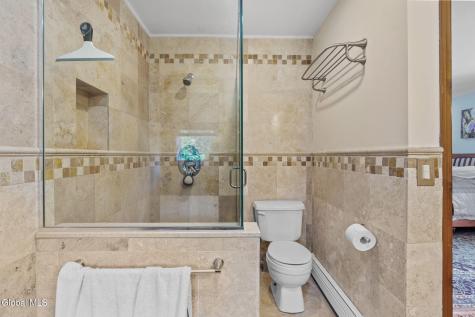 6 Wayto Lane Ballston Lake NY 12019