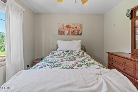 6 Wayto Lane Ballston Lake NY 12019