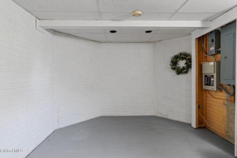 6 Wayto Lane Ballston Lake NY 12019