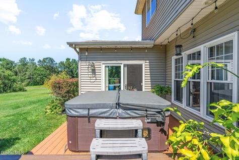 6 Wayto Lane Ballston Lake NY 12019