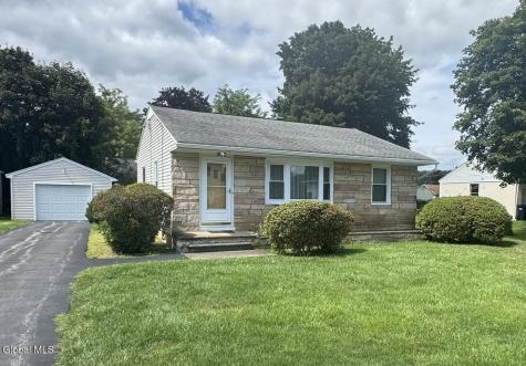 25 Pawling Avenue Mechanicville NY 12118