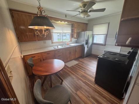 25 Pawling Avenue Mechanicville NY 12118