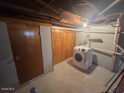 25 Pawling Avenue Mechanicville NY 12118