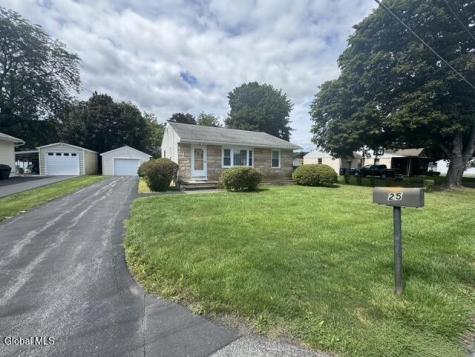 25 Pawling Avenue Mechanicville NY 12118