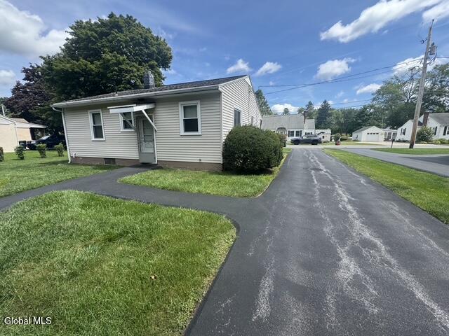 25 Pawling Avenue Mechanicville NY 12118